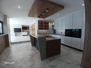 5 Bedroom House in Midstream Heights