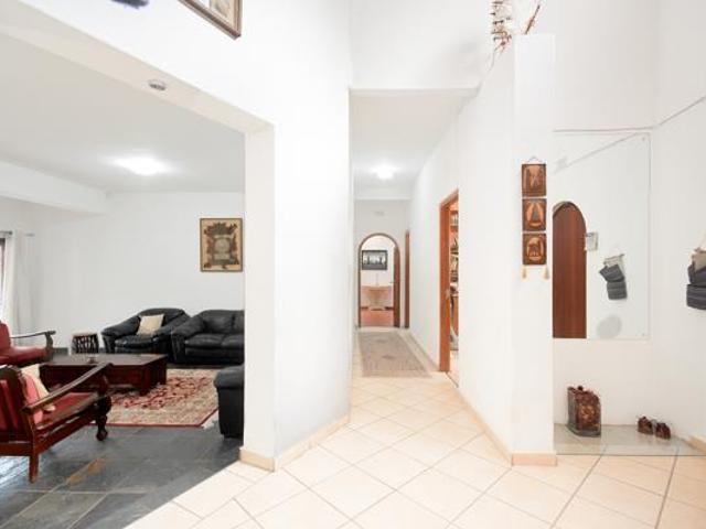 5 Bedroom House in Northcliff