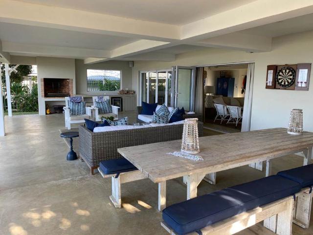 5 Bedroom House in Southbroom