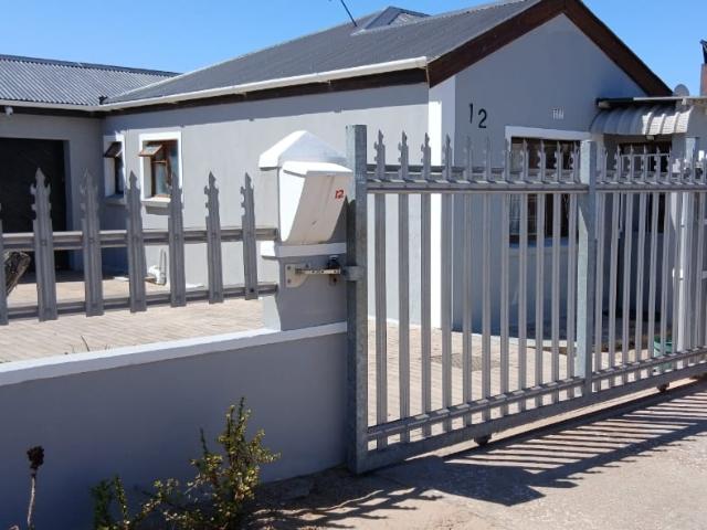 5 Bedroom House in Saldanha Central