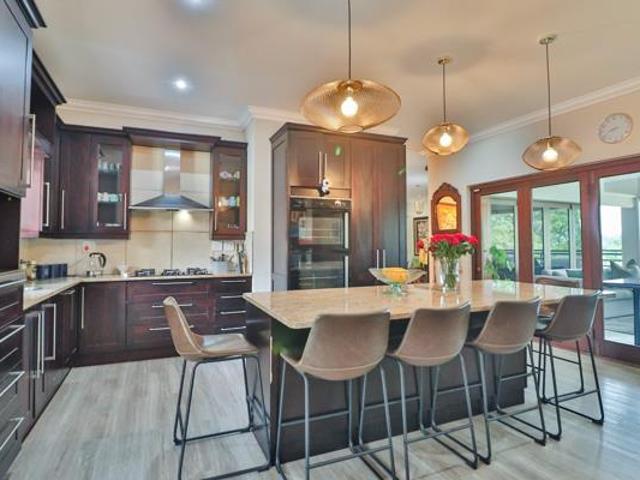 5 Bedroom House in Shandon Estate