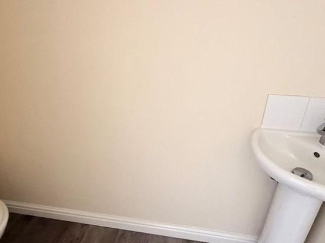 5 bedroom house in Sheffield
