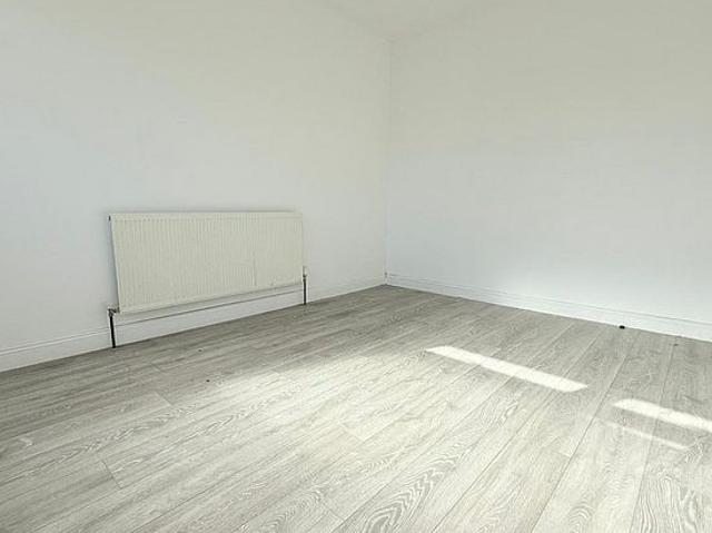 5 bedroom house in Stanmore