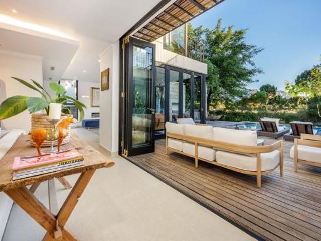 5 Bedroom House in Pearl Valley Golf & Country Estate