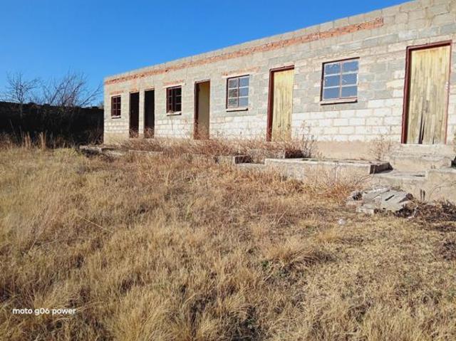 5 Bedroom House in Phuthaditjhaba Outlying