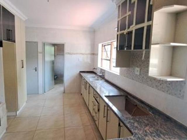 5 Bedroom House in Phalaborwa