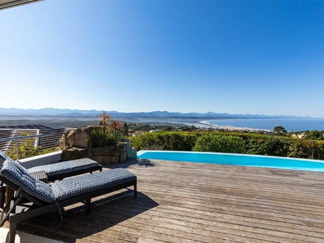 5 Bedroom House in Piesang Valley