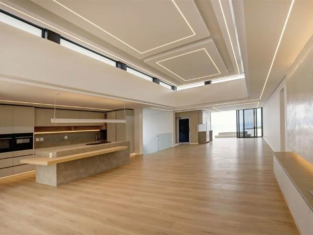 5 Bedroom House in Pinnacle Point Golf Estate
