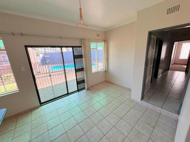 5 Bedroom House in Pioneer Park