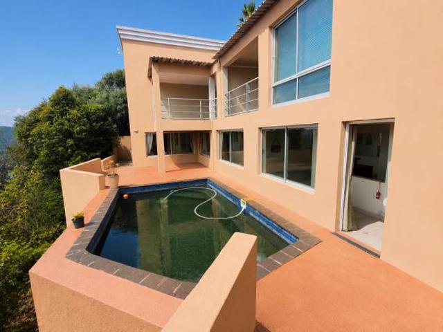 5 Bedroom House in Quellerina