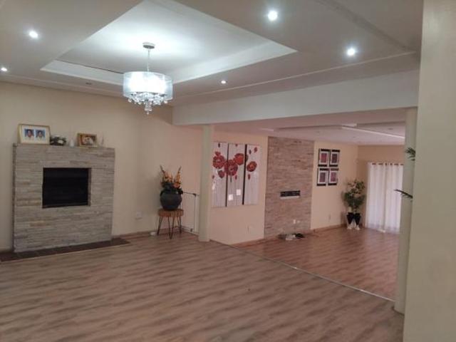 5 Bedroom House in Reservoir Hill