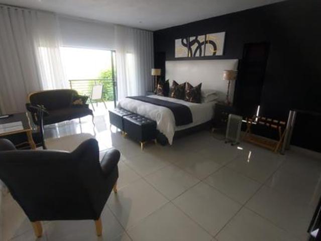 5 Bedroom House in Riverside Park
