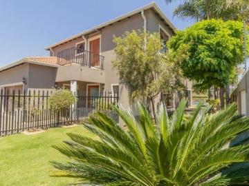 5 Bedroom House in Rynfield