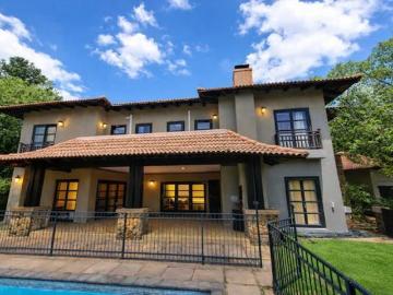 5 Bedroom House in Waterkloof Ridge