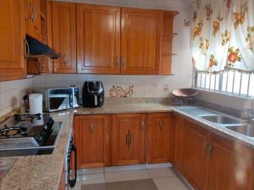 5 Bedroom House in Van Riebeeck Park