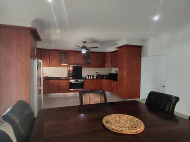 5 Bedroom House in South Ridge