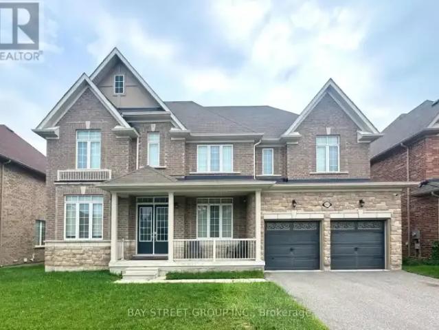 5 Bedroom House Innisfil ON 104598405