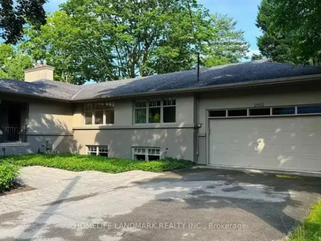 5 Bedroom House Oakville ON 103840346