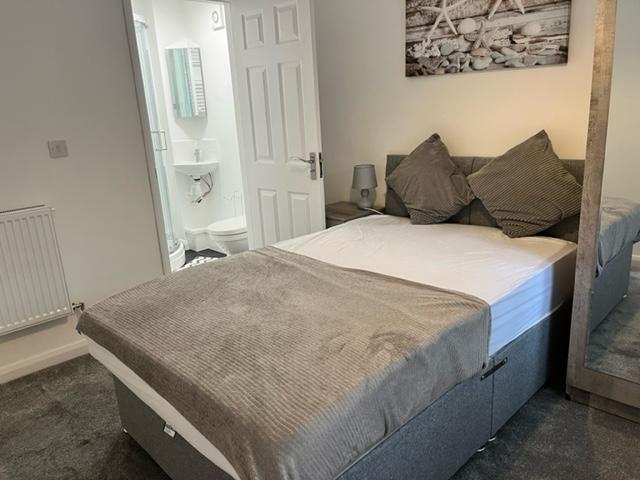 5 bedroom house of multiple occupation to rent