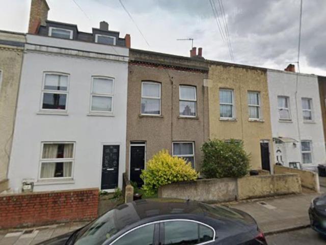 5 bedroom house of multiple occupation to rent