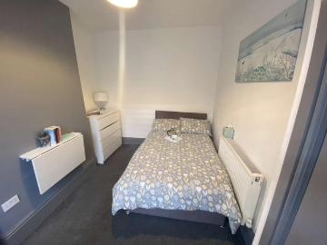 5 bedroom house of multiple occupation to rent