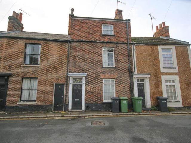 5 bedroom house of multiple occupation for sale