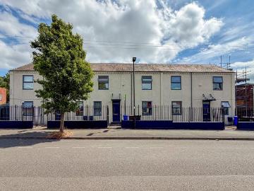 5 bedroom house of multiple occupation for sale