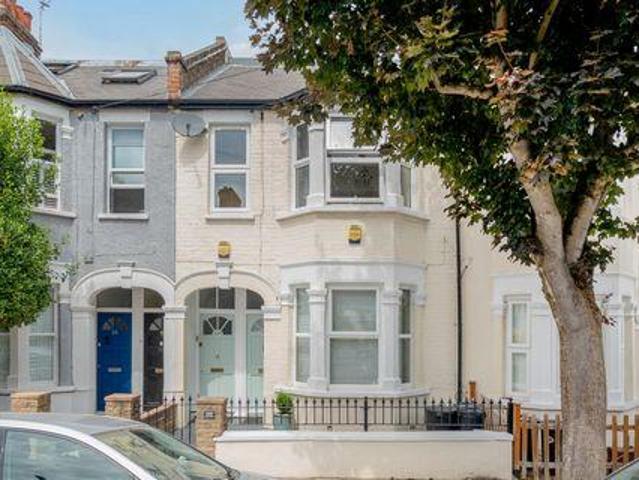 5 Bedroom House London England 105491657