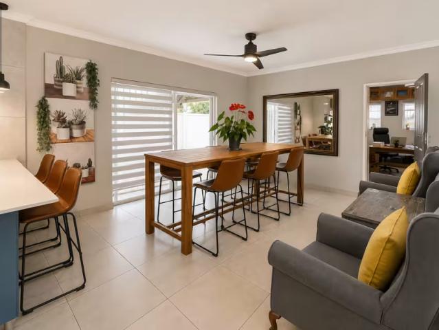 5 Bedroom House Lyttelton Manor Lyttelton Manor 105864923