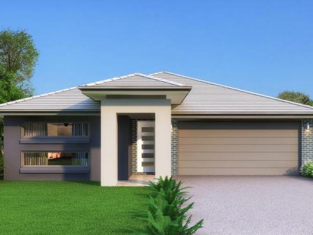 5 Bedroom House MADORA BAY WA 104893899