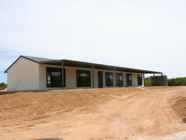 5 Bedroom house Marinefields