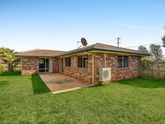 5 Bedroom House Middle Ridge, 106121614
