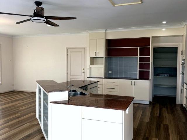 5 Bedroom House Minimbah NSW 105976820