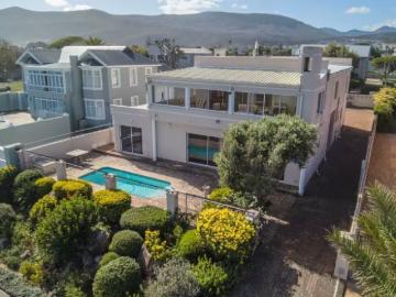 5 Bedroom House Sandbaai Sandbaai 103178059