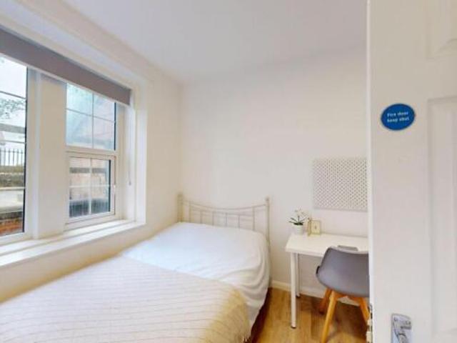 5 bedroom apartment for rent in B, Gordon House, Cranmer Street NG3 4HG, NG3