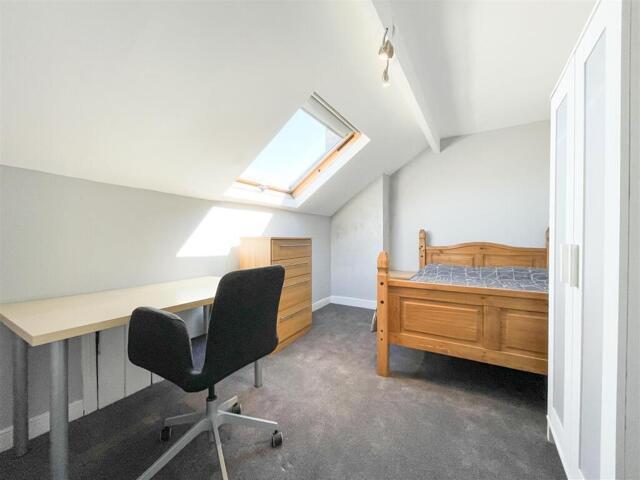 5 Bedroom House Sheffield South Yorkshire 103485516