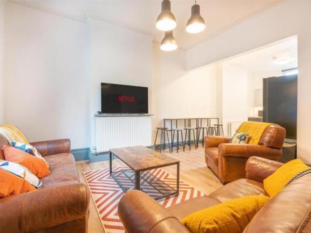 5 Bedroom House Sheffield South Yorkshire 103485655
