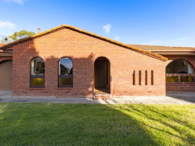 5 Bedroom House Rostrevor SA 106062938