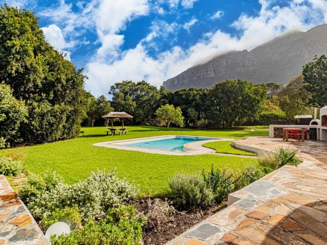 5 Bedroom house rented in Bokkemanskloof, Hout Bay