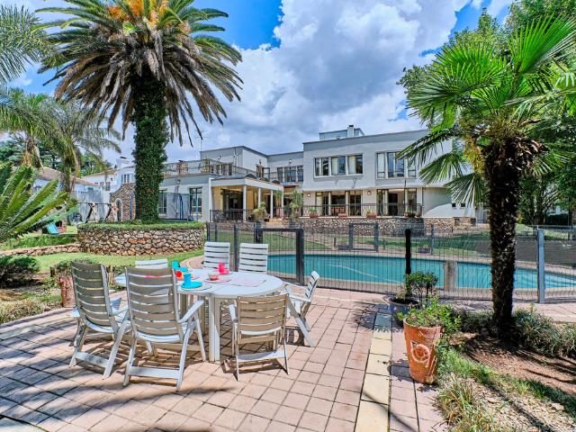 5 Bedroom House Rented in Houghton Estate | Zareena Kara Properties