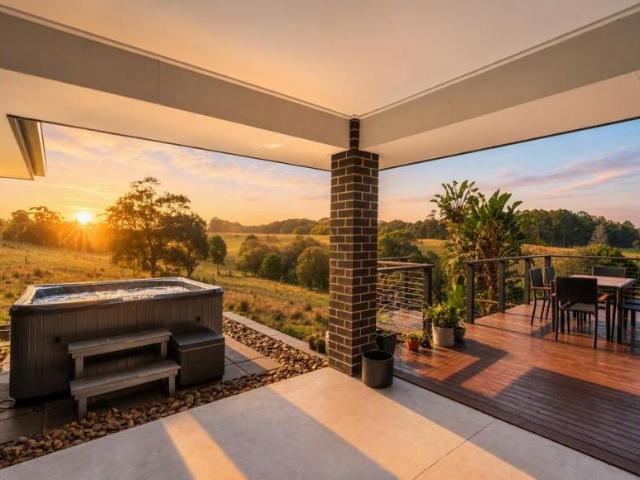 5 Bedroom House Wollongbar, NSW 105152744