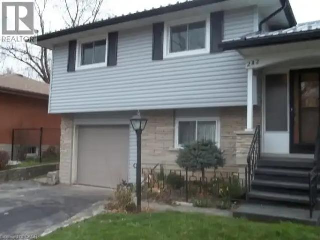 5 Bedroom House Waterloo ON 104754061