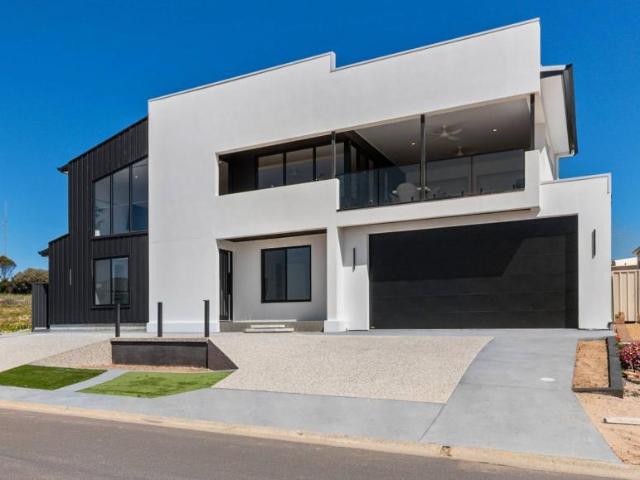 5 Bedroom House Wallaroo SA 105865093