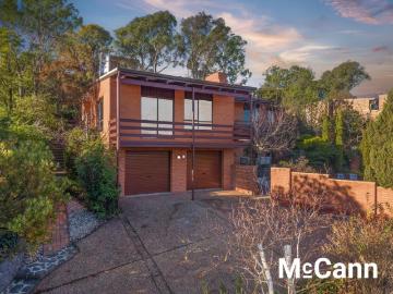 5 Bedroom House Wanniassa ACT 102858240