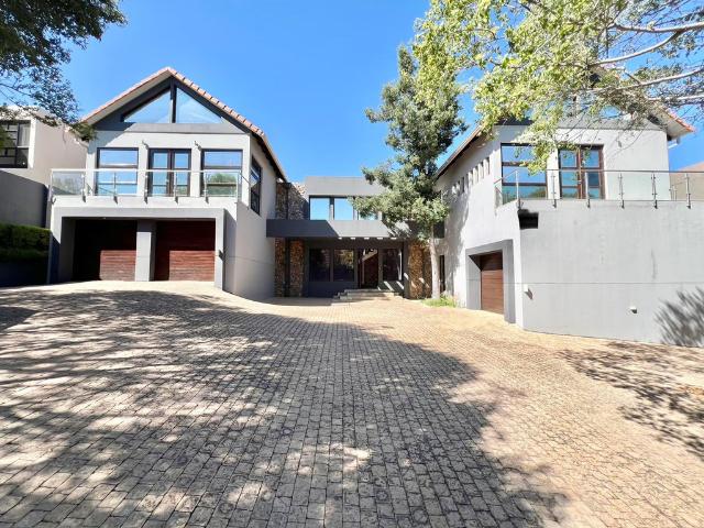 5 Bedroom House To Let in Benmore Gardens