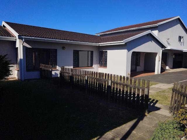 5 Bedroom House To Let in Hatton Estate