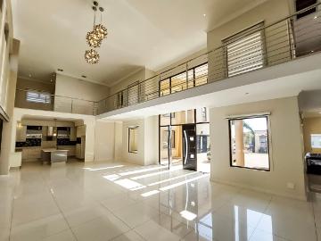 5 Bedroom House To Let in Izinga