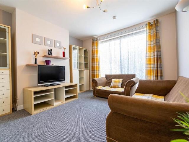 5 bedroom house to rent