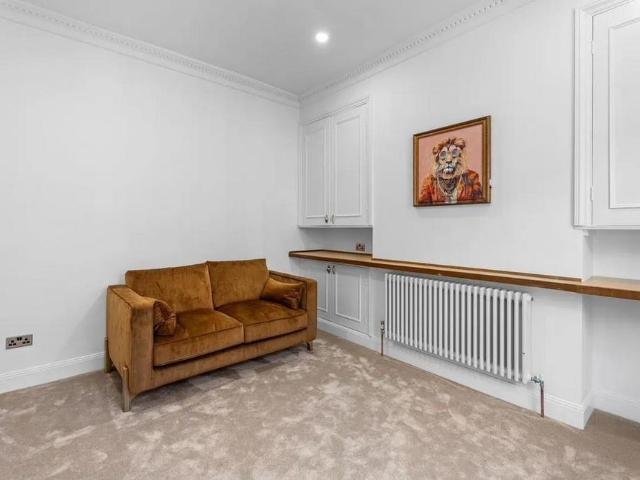 5 bedroom house to rent