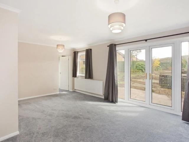 5 bedroom house to rent
